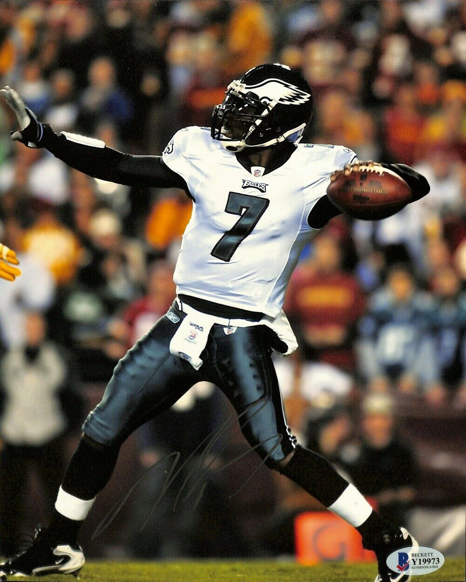 Michael Vick Signed Steelers 8x10 Photo (JSA COA) (See Description)