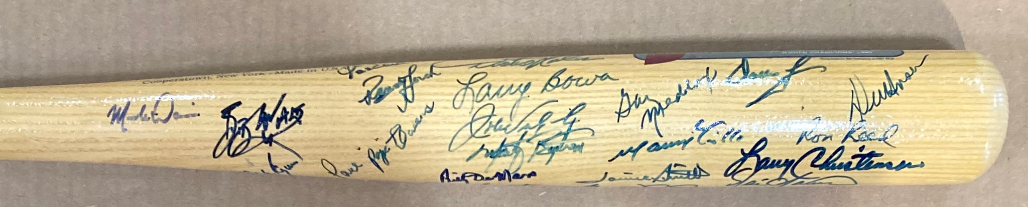 Autographed/Signed Larry Bowa 1980 WS Champs Philadelphia