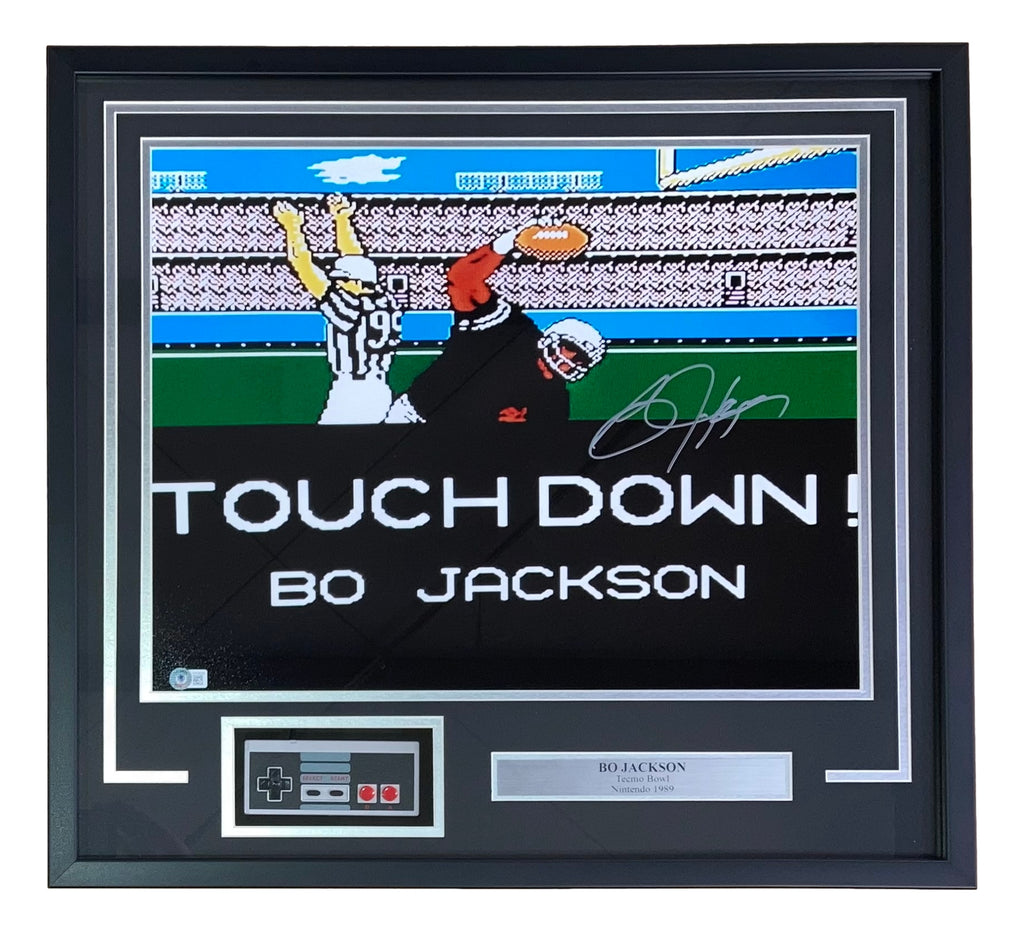 BO JACKSON AUTOGRAPHED 16X20 PHOTO RAIDERS NINTENDO TECMO BOWL