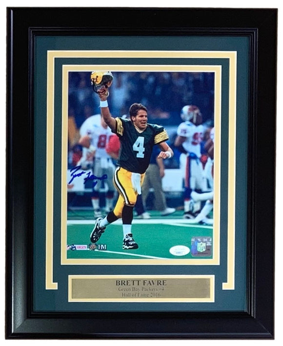 Brett Favre Signed Framed 8x10 Green Bay Packers Photo JSA