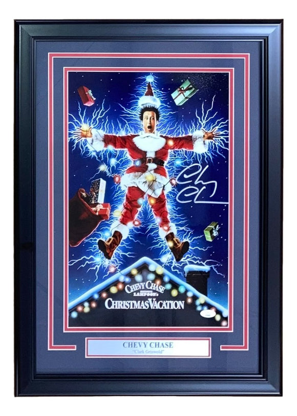 Chevy Chase Signed Framed 11x17 Lampoons Christmas Vacation Photo JSA - Sports Integrity