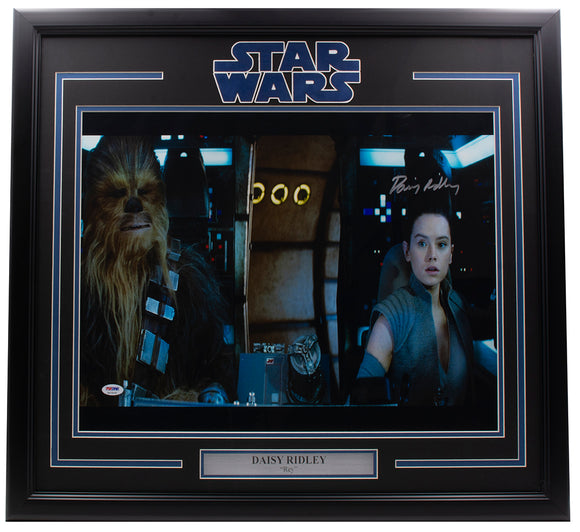 Daisy Ridley Signed Framed 16x20 Star Wars Photo PSA/DNA 7A73100