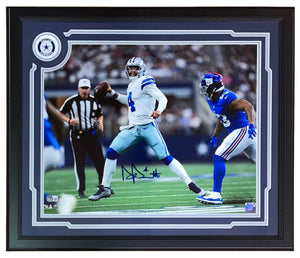 Dak Presctott Signed Framed 16x20 Dallas Cowboys vs Giants Photo BAS - Sports Integrity