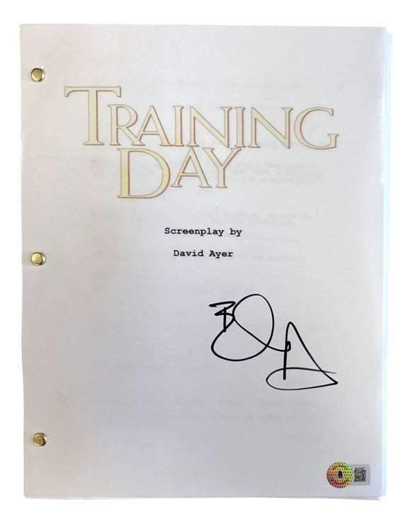 Ethan Hawke Signed Training Day Full Movie Script BAS - Sports Integrity