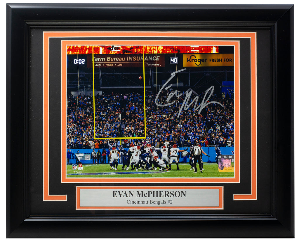 Evan McPherson Cincinnati Bengals 8x10 8-2 Autographed Photo