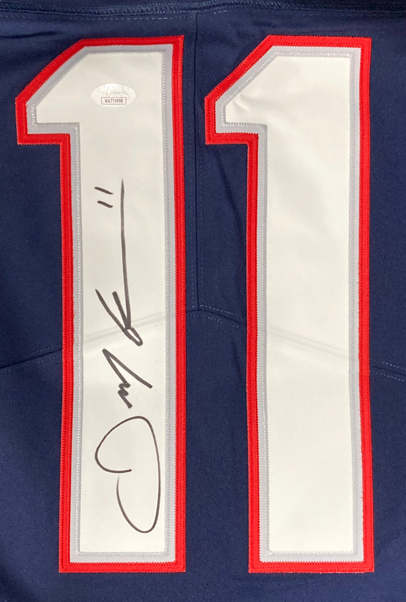 Julian Edelman Signed New England Patriot Jersey (Beckett) 3xSuper Bow –