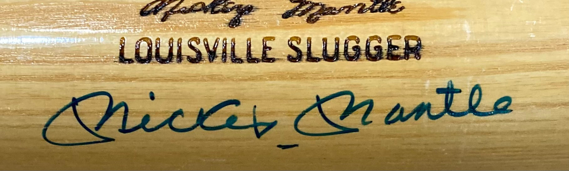 Phillies Louisville Slugger Mini Bat ~ PERSONALIZE IT