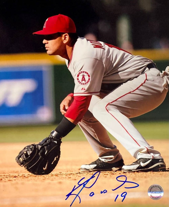 Kendrys Morales Signed 8x10 Los Angeles Angels Fielding Photo SI - Sports Integrity