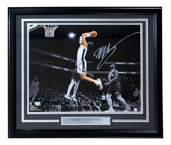 Victor Wembanyama Signed Framed 16x20 San Antonio Spurs Dunk Photo Fanatics