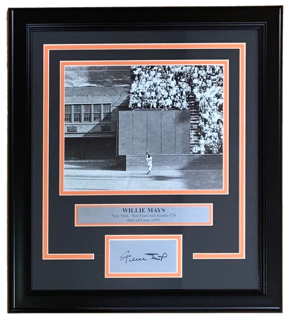 Willie Mays Framed San Francisco Giants 8x10 Photo w/ Laser Engraved Signature - Sports Integrity